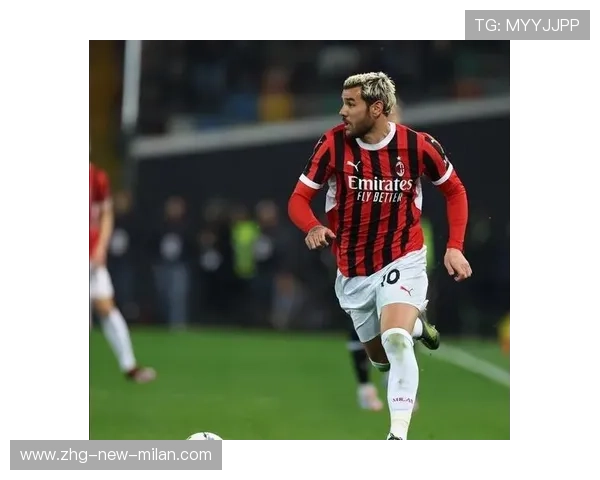 AC米兰角球演习：中后卫与边翼插上的联动被优化